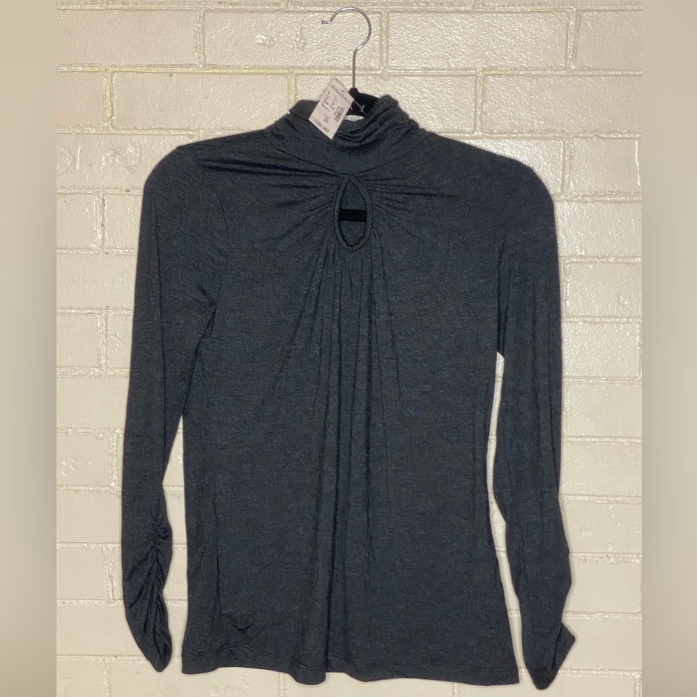 NWT dress barn too size small